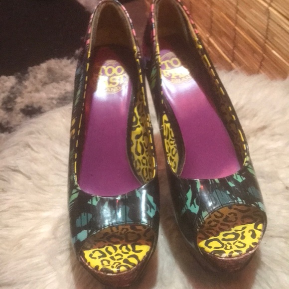 Too Fast Shoes - Too Fast Brand
